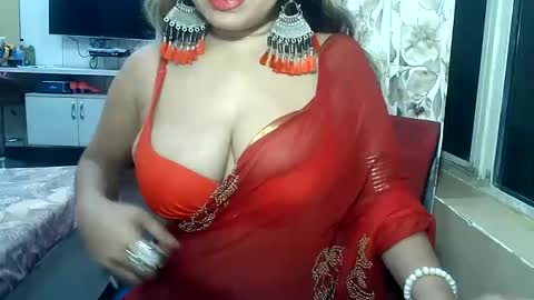 Snapshot of indianrads9 chatting on February 2025 06:15:02 PM Radha online show from February 2025 06:15:02 PM