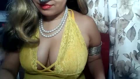 Snapshot of indianrads9 chatting on February 2025 07:12:01 AM Radha online show from February 2025 07:12:01 AM