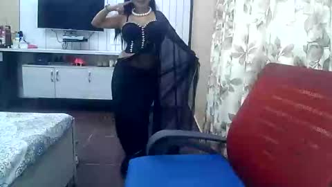 Snapshot of indianrads9 chatting on October 2025 06:08:02 PM Radha online show from October 2025 06:08:02 PM