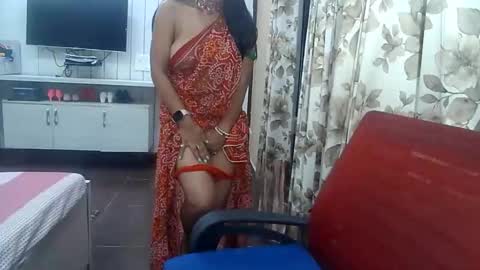 Snapshot of indianrads9 chatting on April 2026 05:21:01 PM Radha online show from April 2026 05:21:01 PM