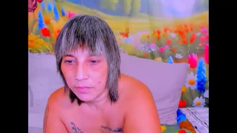 indianroxy27 online show from April 2026 07:03:01 AM