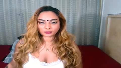 goddess online show from November 2025 05:25:01 PM