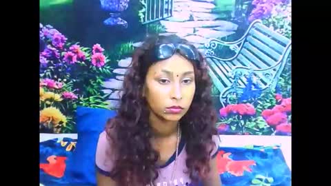 indiansexybutt4u2luv online show from February 2026 06:45:01 PM