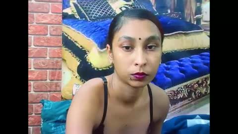 Snapshot of indiansexybutt4u2luv chatting on June 2026 05:21:01 AM indiansexybutt4u2luv online show from June 2026 05:21:01 AM