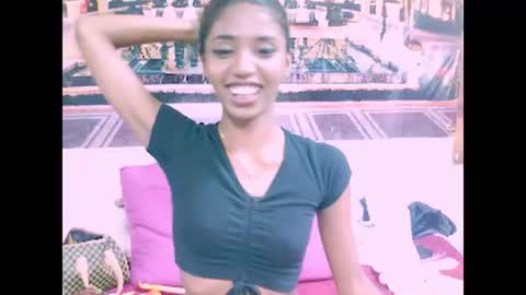 Snapshot of indiansexyslender4u2luv chatting on January 2025 09:37:02 AM indiansexyslender4u2luv online show from January 2025 09:37:02 AM
