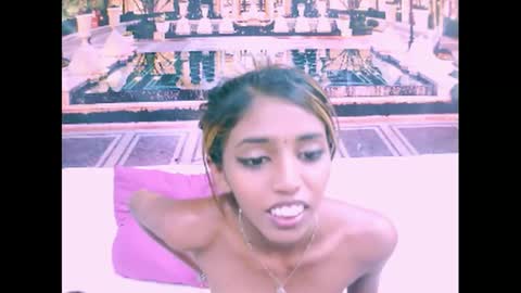 Snapshot of indiansexyslender4u2luv chatting on January 2025 12:15:02 PM indiansexyslender4u2luv online show from January 2025 12:15:02 PM