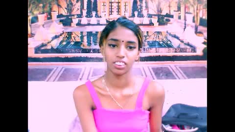 Snapshot of indiansexyslender4u2luv chatting on February 2025 09:05:02 AM indiansexyslender4u2luv online show from February 2025 09:05:02 AM