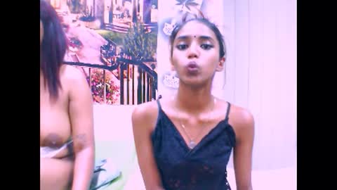 Snapshot of indiansexyslender4u2luv chatting on February 2025 12:23:02 PM indiansexyslender4u2luv online show from February 2025 12:23:02 PM