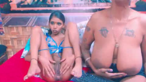 Snapshot of indiansexyslender4u2luv chatting on October 2025 07:42:02 AM indiansexyslender4u2luv online show from October 2025 07:42:02 AM