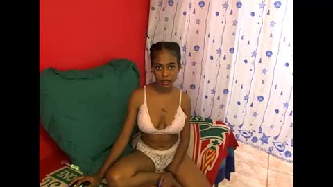 Snapshot of indianvixen07 chatting on February 2026 04:05:02 PM indianvixen07 online show from February 2026 04:05:02 PM