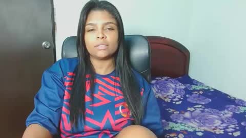 Aleja vallejo online show from January 2025 02:04:02 AM