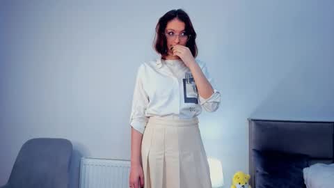 Snapshot of inellcanty chatting on October 2025 04:23:02 AM Kira online show from October 2025 04:23:02 AM