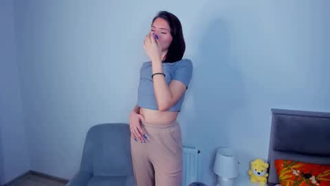 Snapshot of inellcanty chatting on December 2025 05:38:02 AM Kira online show from December 2025 05:38:02 AM