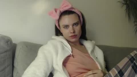 Sweet girl online show from February 2025 08:25:01 PM