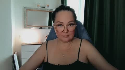 Snapshot of infinity_loveliness chatting on July 2026 07:04:01 AM Infinity online show from July 2026 07:04:01 AM