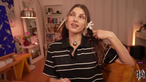 Snapshot of informal_ chatting on January 2026 11:03:02 PM MAL --- online show from January 2026 11:03:02 PM