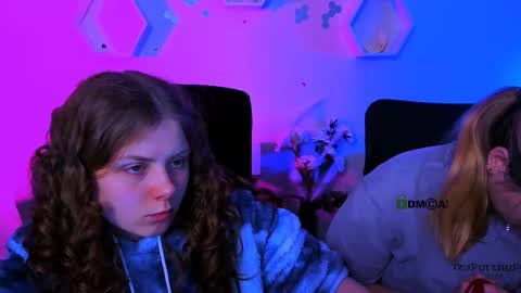 Snapshot of inga_gree chatting on November 2025 08:20:01 PM inga_gree online show from November 2025 08:20:01 PM