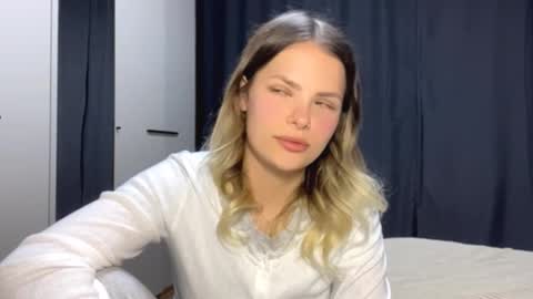 Snapshot of ingridacors chatting on March 2026 04:35:02 PM Kira online show from March 2026 04:35:02 PM