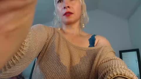 Snapshot of ingridbergman chatting on December 2024 11:28:02 AM online show from December 2024 11:28:02 AM