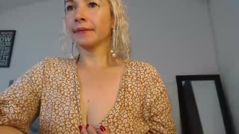 Snapshot of ingridbergman chatting on February 2025 04:03:01 PM online show from February 2025 04:03:01 PM