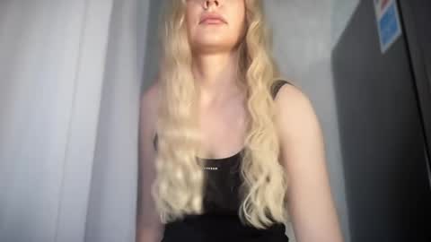 Snapshot of iniva05 chatting on April 2026 02:43:01 PM iniva05 online show from April 2026 02:43:01 PM