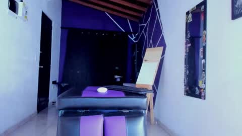 demon online show from January 2026 02:05:01 AM