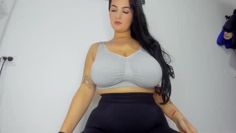 ALESSIA online show from November 2025 03:34:02 PM