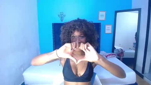 Snapshot of innocent_sexybaby chatting on October 2025 09:13:01 PM innocent_sexybaby online show from October 2025 09:13:01 PM