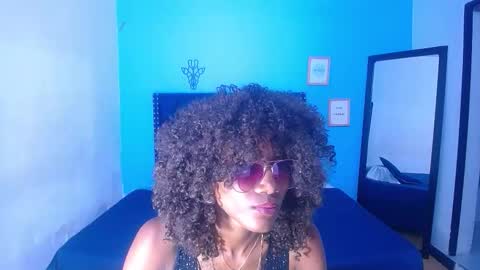 innocent_sexybaby online show from October 2025 09:22:01 PM