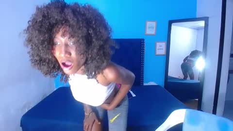 innocent_sexybaby online show from October 2025 08:13:02 PM