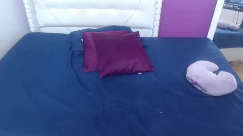 innocent_sexybaby online show from November 2025 05:07:02 AM