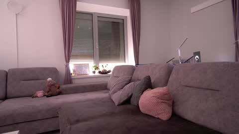 Maria online show from March 2025 11:40:02 AM