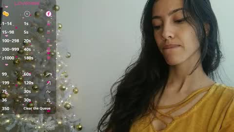 Snapshot of innocentlatiina chatting on December 2024 03:44:01 PM Laroa online show from December 2024 03:44:01 PM