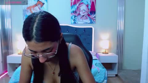 Luna moon online show from February 2026 08:18:01 PM