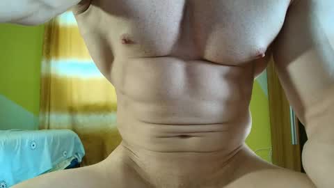 Snapshot of insanephisique chatting on November 2025 09:10:01 AM insanephisique online show from November 2025 09:10:01 AM