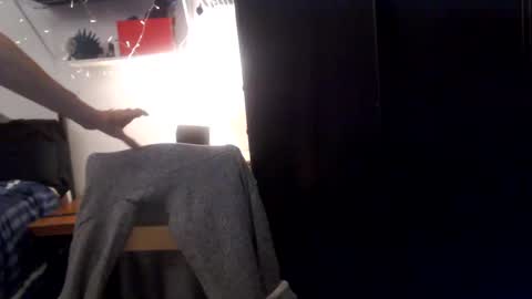 Snapshot of insatiable_veronica chatting on October 2025 08:28:01 PM insatiable_veronica online show from October 2025 08:28:01 PM