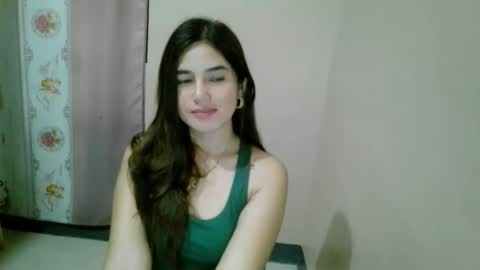 Snapshot of insigida_xxx chatting on February 2026 07:00:02 PM Jean online show from February 2026 07:00:02 PM