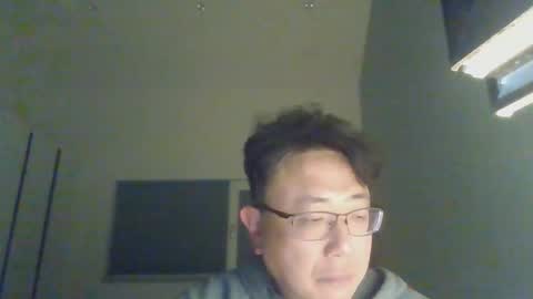 insuclee197641 online show from April 2026 03:46:02 PM