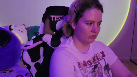 Faye online show from December 2024 11:12:02 PM