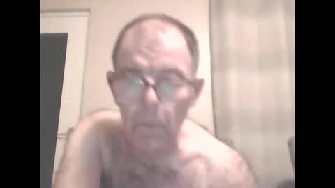 inthemood63 online show from December 2024 12:10:02 AM