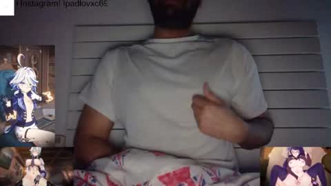 Snapshot of ipadlovxc69 chatting on January 2025 08:56:01 AM ipadlovxc69 online show from January 2025 08:56:01 AM