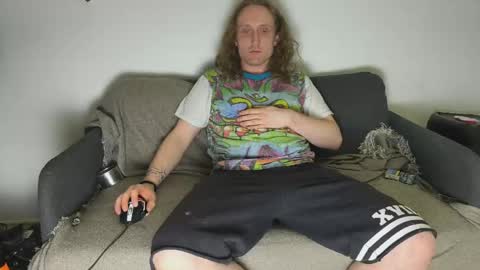 Snapshot of ipipo42o chatting on March 2026 01:32:01 AM DrownMentally online show from March 2026 01:32:01 AM