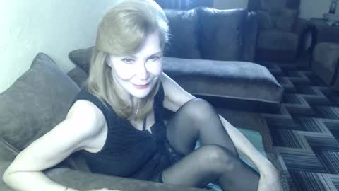 Snapshot of irenalegs chatting on March 2026 06:41:02 AM irenalegs online show from March 2026 06:41:02 AM