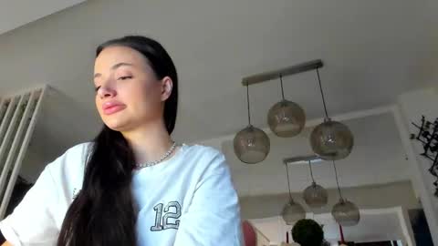 Ir s room online show from November 2025 06:19:02 AM