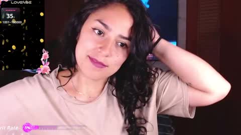 Snapshot of iris_colette chatting on June 2026 02:18:02 AM iris_colette online show from June 2026 02:18:02 AM