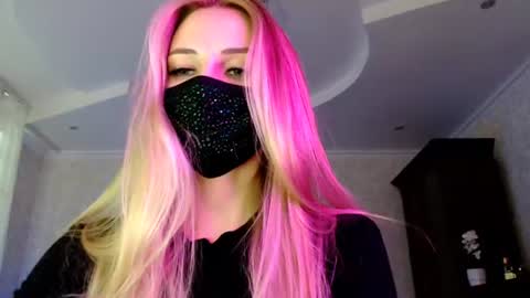 Lily online show from July 2026 05:04:02 PM