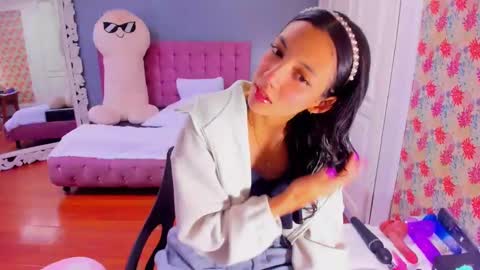 Snapshot of iris_stone_ chatting on January 2025 10:32:02 AM Iris online show from January 2025 10:32:02 AM