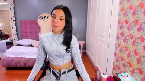 Snapshot of iris_stone_ chatting on March 2025 08:01:02 PM Iris online show from March 2025 08:01:02 PM