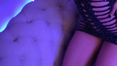 Iris online show from February 2025 11:20:01 PM