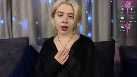 Snapshot of irisbarrington chatting on December 2024 05:15:02 PM Iris Day Maya night online show from December 2024 05:15:02 PM